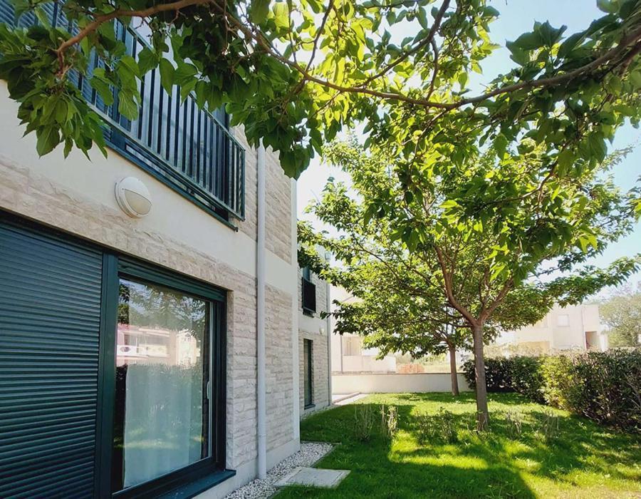 Queen Beach Apartments Nin Extérieur photo