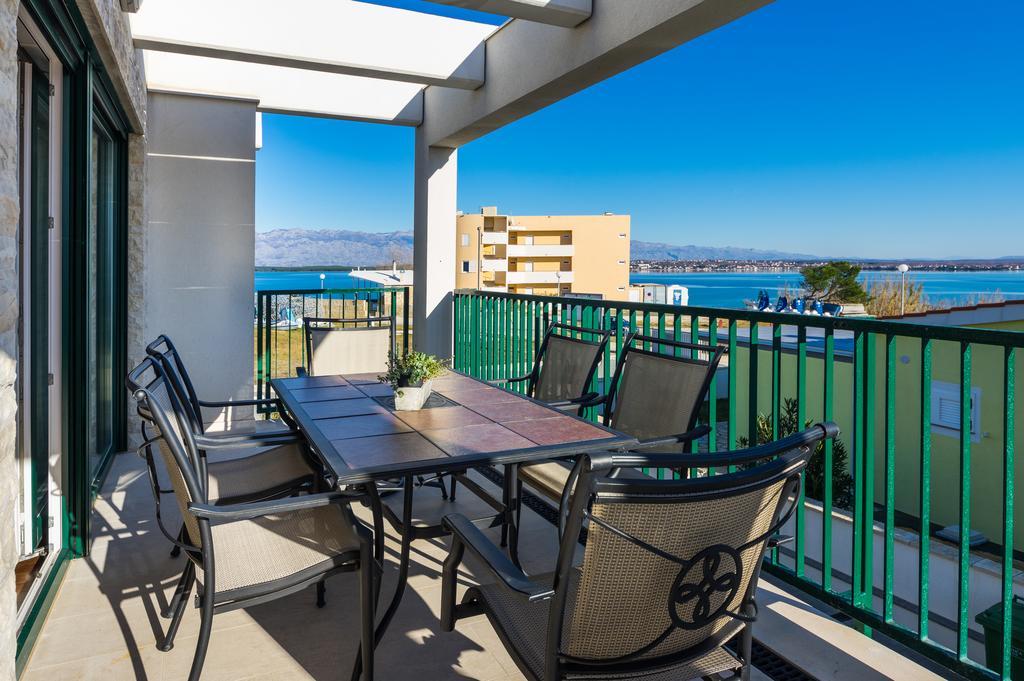 Queen Beach Apartments Nin Extérieur photo