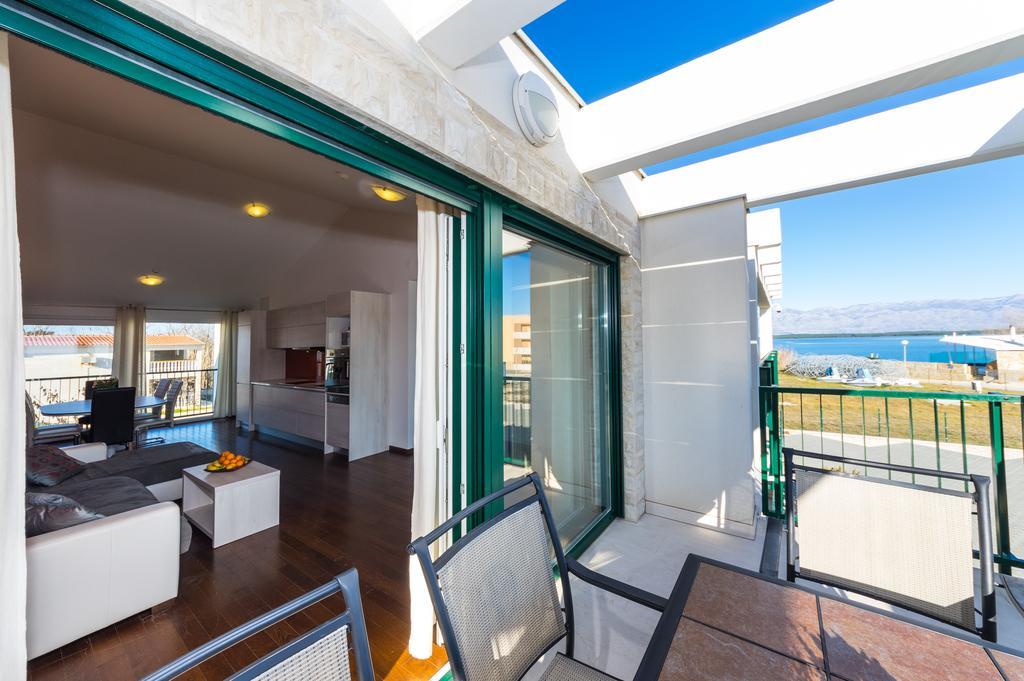 Queen Beach Apartments Nin Extérieur photo