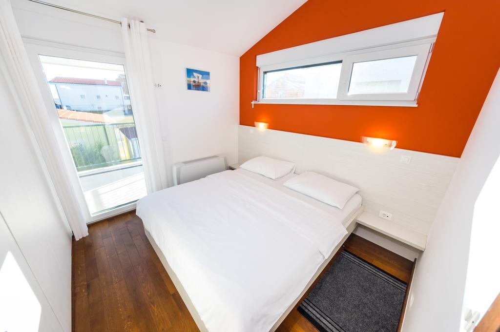 Queen Beach Apartments Nin Extérieur photo
