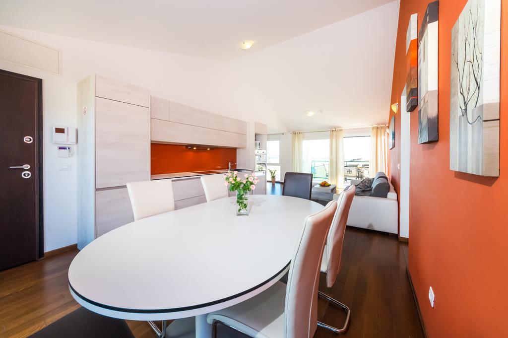Queen Beach Apartments Nin Extérieur photo