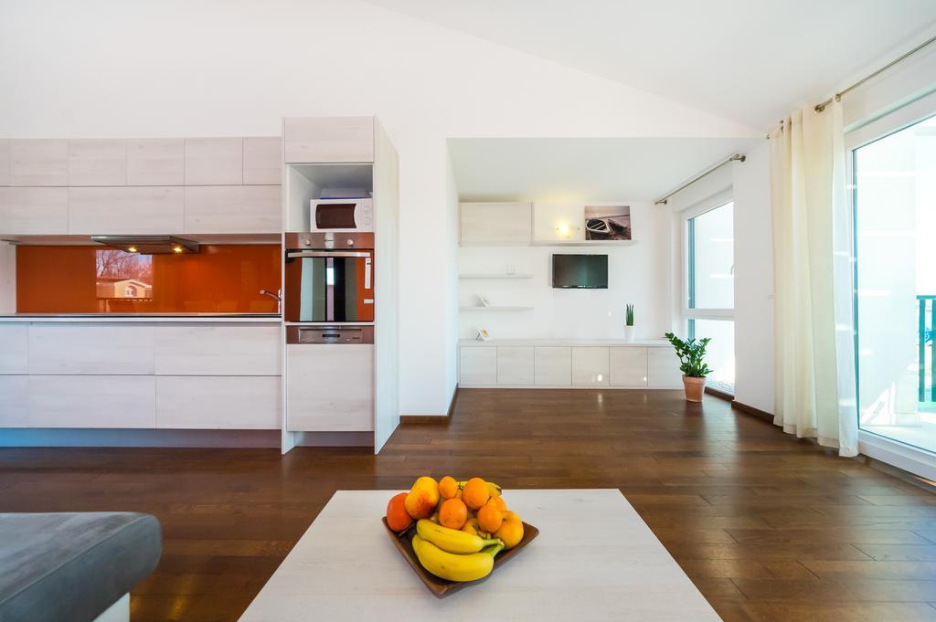 Queen Beach Apartments Nin Extérieur photo