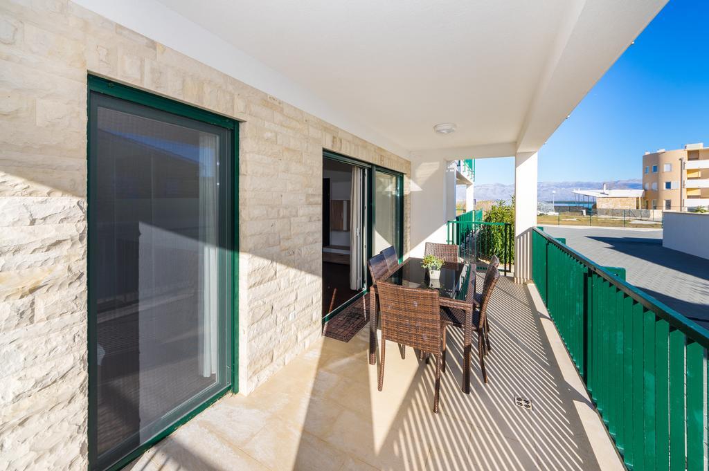 Queen Beach Apartments Nin Extérieur photo